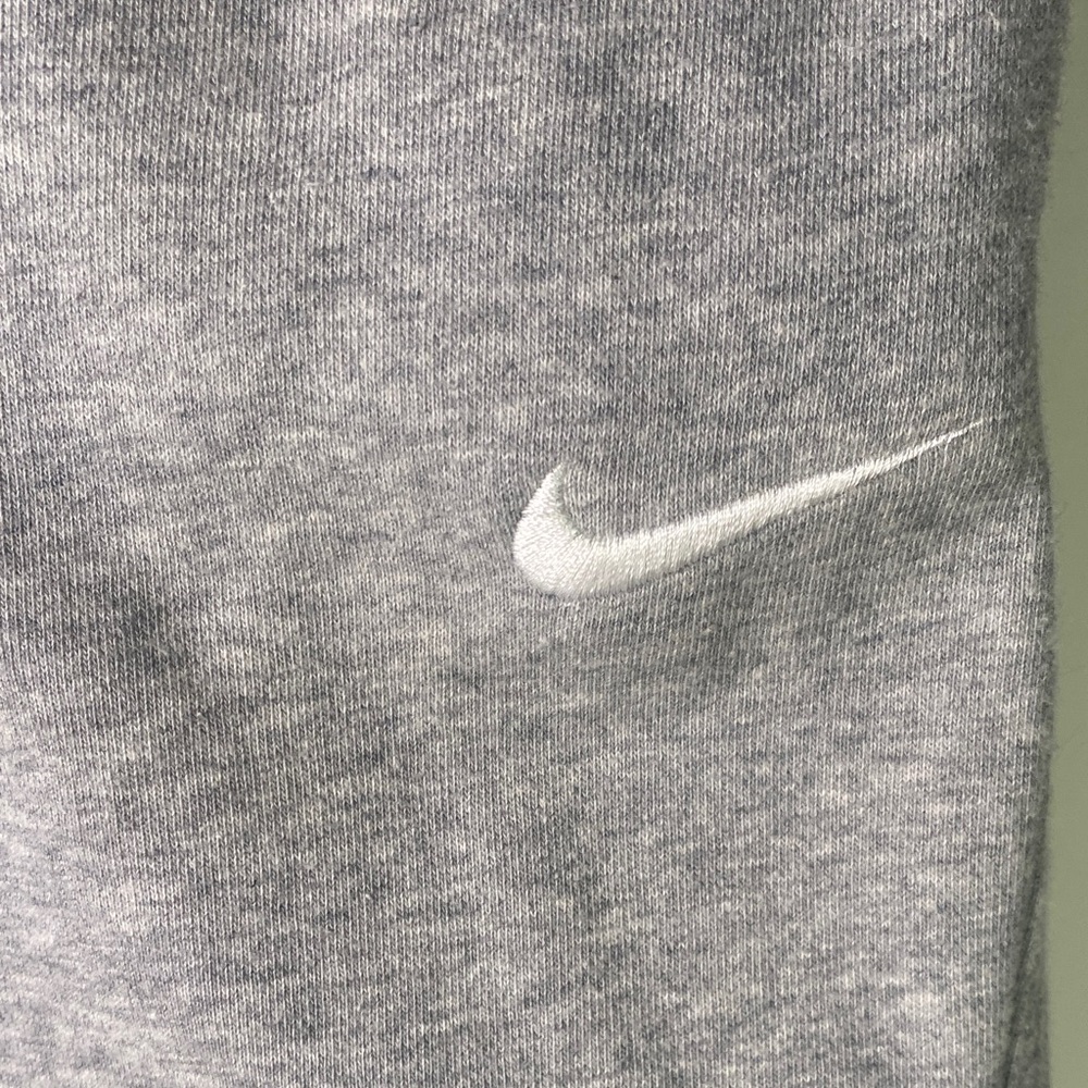 Nike Men's Size XL Gray Fleece Joggers - Comfortable Everyday Sweatpants - 1357 - Picture 4 of 12
